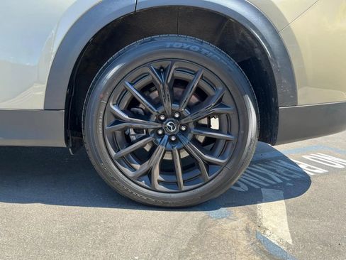 Used 2025 MAZDA CX-70 Plug-In Hybrid w/ Premium Pkg image 36