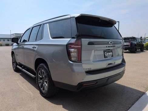 Used 2024 Chevrolet Tahoe Z71 w/ Luxury Package AWD/4WD image 5