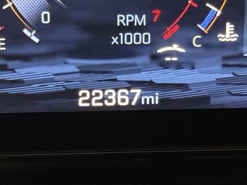 Used 2025 Chevrolet Tahoe LT image 13