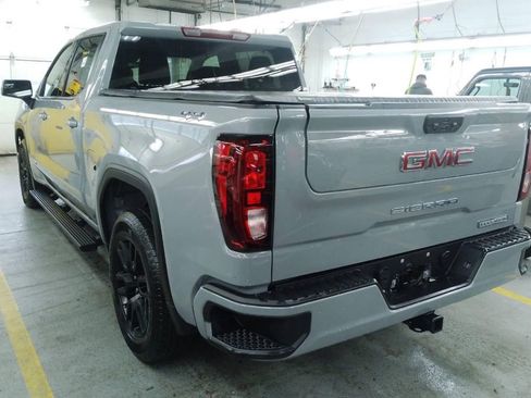 Used 2024 GMC Sierra 1500 Elevation image 2