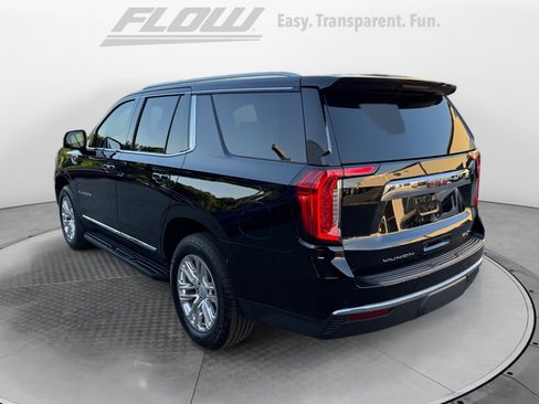 Used 2021 GMC Yukon SLT w/ SLT Premium Package AWD/4WD image 6