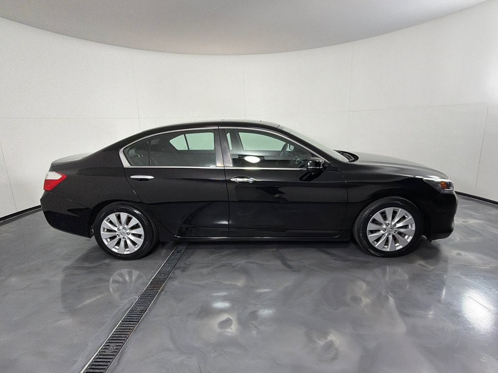 Used 2015 Honda Accord EX image 4