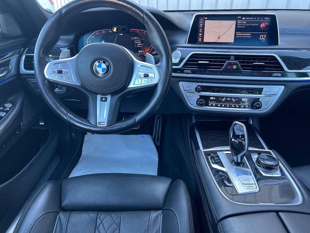 Used 2020 BMW 750i xDrive w/ Executive Package AWD/4WD image 14
