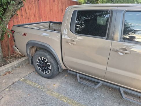 Used 2024 Nissan Frontier Pro-X RWD image 19