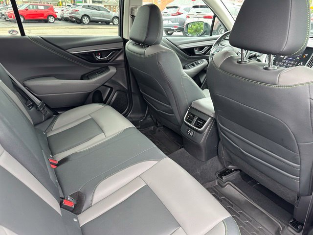 Used 2023 Subaru Outback Onyx Edition AWD/4WD image 23