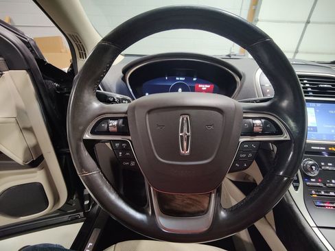 Used 2020 Lincoln Nautilus Reserve w/ Equipment Group 201A AWD/4WD image 28