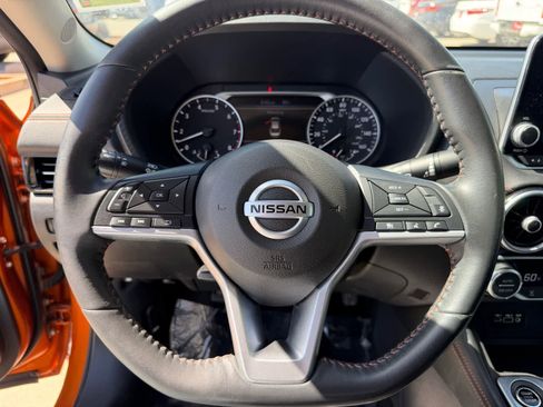 Certified 2022 Nissan Sentra SR w/ Lighting Package FWD image 16