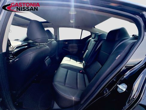 Used 2023 Nissan Altima 2.5 SR w/ SR Premium Package FWD image 33