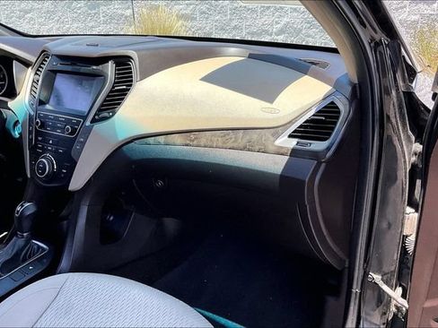 Used 2018 Hyundai Santa Fe Sport w/ 2.4L Value Package 02 FWD image 16