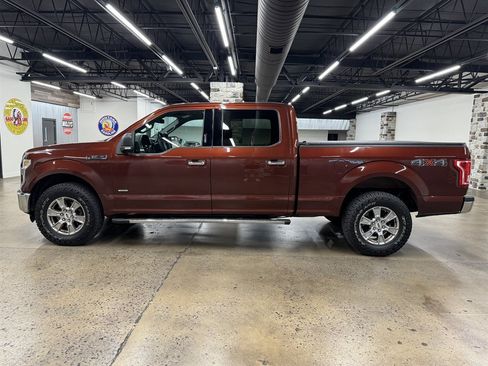 Used 2015 Ford F150 XLT w/ Equipment Group 302A Luxury AWD/4WD image 4