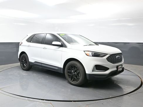 Used 2023 Ford Edge SEL AWD/4WD image 5