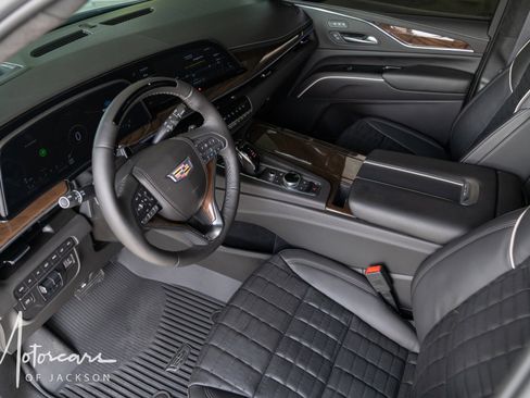 Used 2024 Cadillac Escalade Sport Platinum image 22