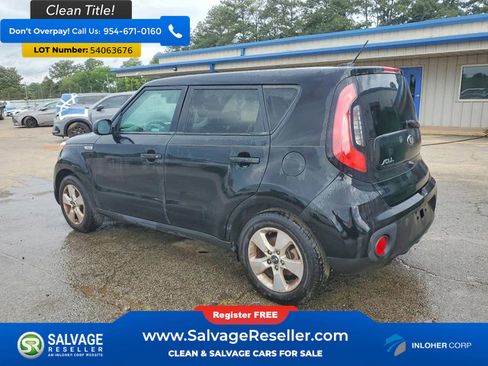 Used 2019 Kia Soul FWD image 3