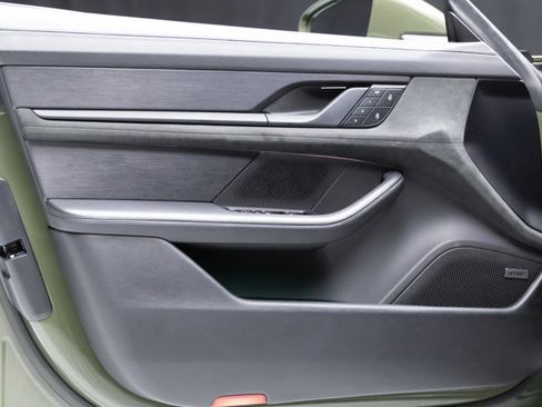 Used 2023 Porsche Taycan GTS image 42