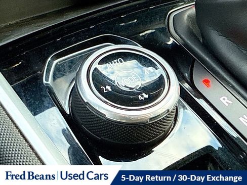 Used 2023 Chevrolet Colorado Z71 w/ Z71 Convenience Package 2 image 37