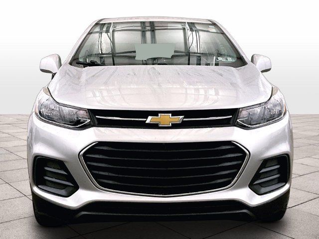 Used 2018 Chevrolet Trax LS AWD/4WD image 3
