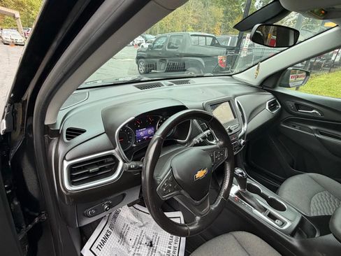 Used 2019 Chevrolet Equinox LT image 9