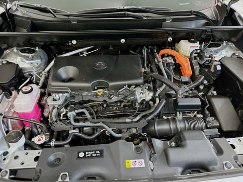 Used 2025 Toyota RAV4 LE image 34
