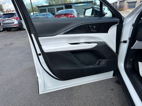 Used 2024 Cadillac Lyriq Luxury w/ LPO, Floor Liner Package image 18