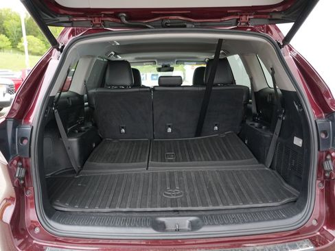 Used 2018 Toyota Highlander Limited AWD/4WD image 29