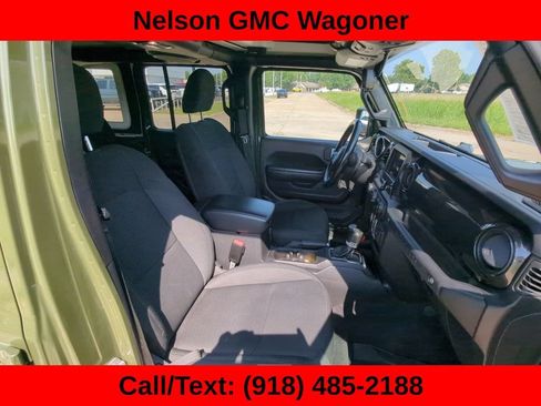 Used 2021 Jeep Wrangler Unlimited Sport AWD/4WD image 13