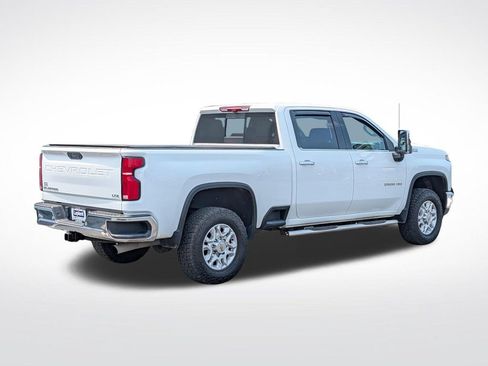Used 2025 Chevrolet Silverado 2500 LTZ w/ LTZ Convenience Package AWD/4WD image 3