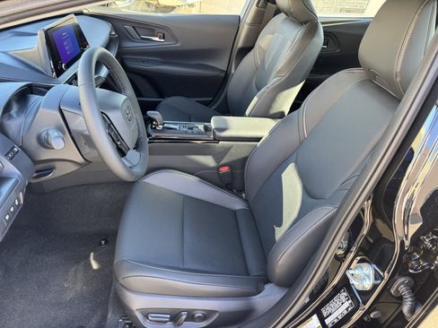 New 2026 Toyota Prius image 2