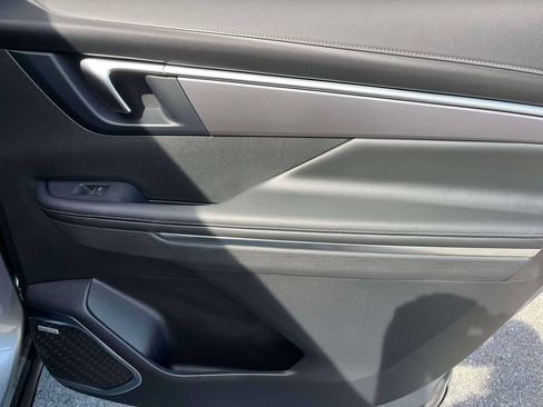 Certified 2026 Buick Enclave Sport Touring w/ Power Package FWD image 20