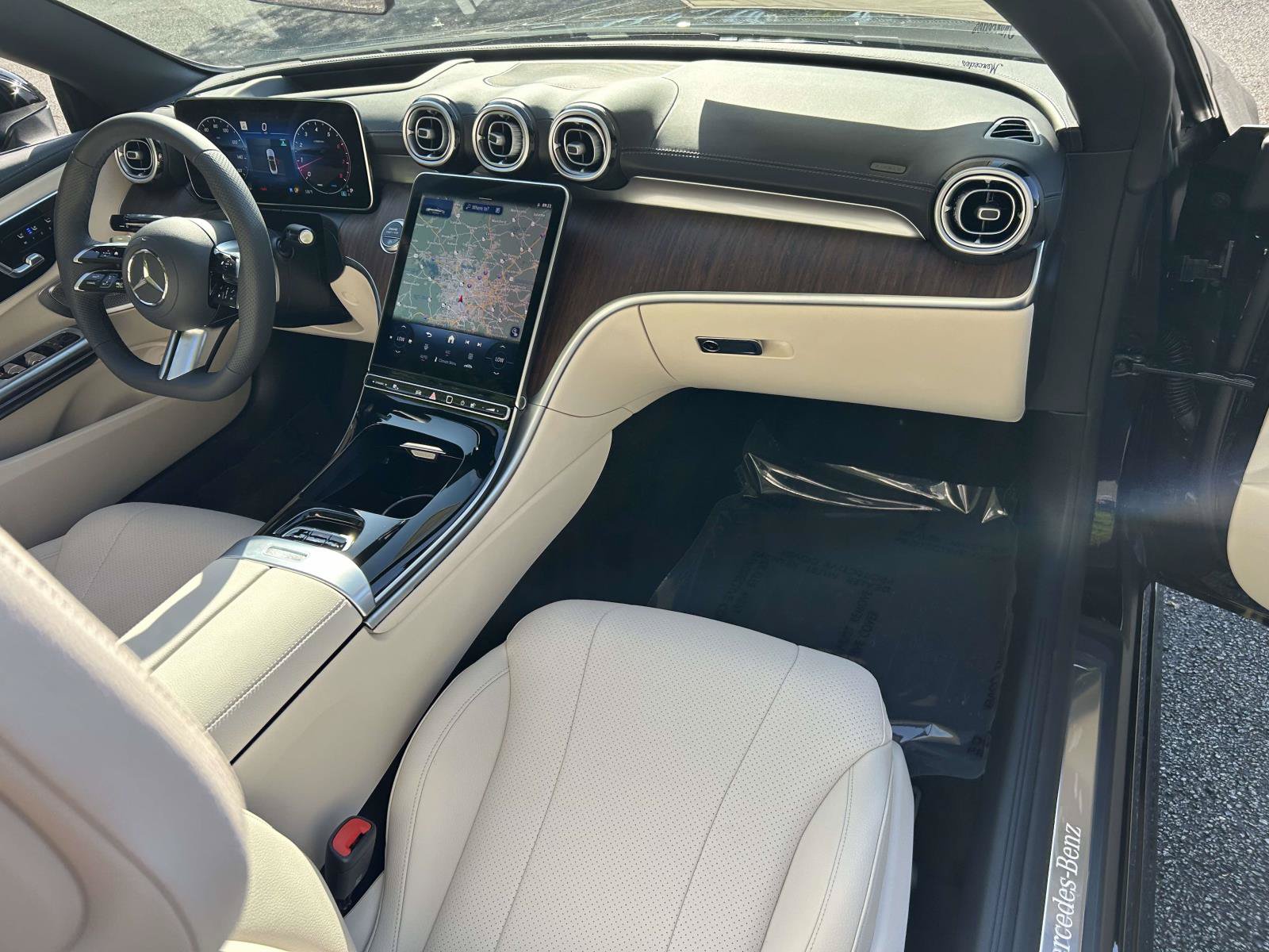 New 2027 Mercedes-Benz CLE 450 4MATIC Cabriolet image 47