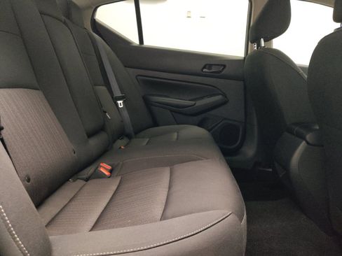 Used 2025 Nissan Altima 2.5 S FWD image 19