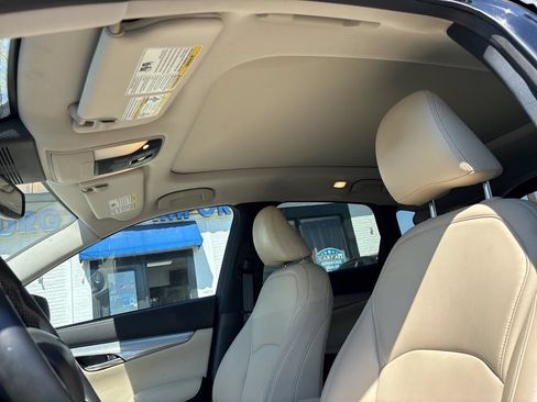 Used 2019 INFINITI QX50 Luxe w/ Navigation Package AWD/4WD image 14