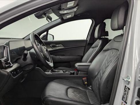 Used 2025 Kia Sportage X-Line image 12