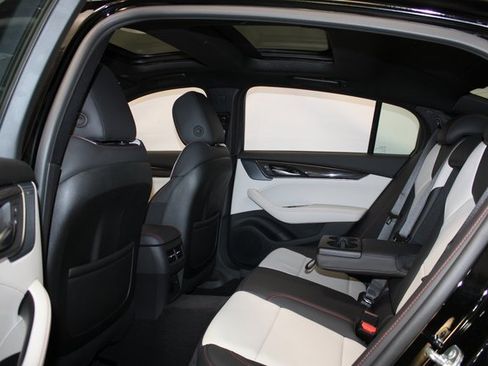 Used 2025 Cadillac CT5 V w/ Technology Package image 10