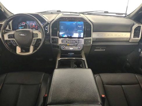 Used 2022 Ford F250 Lariat w/ Lariat Value Package AWD/4WD image 14