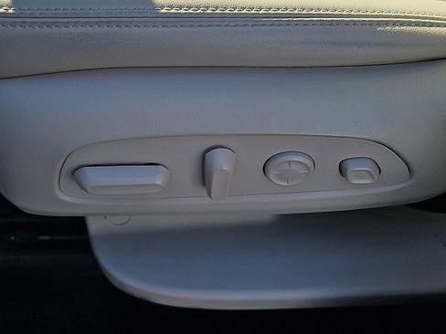 Certified 2023 Buick Enclave Premium w/ Experience Buick Package image 27