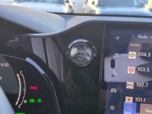 Used 2026 Lexus NX 350 AWD w/ Luxury Package image 19