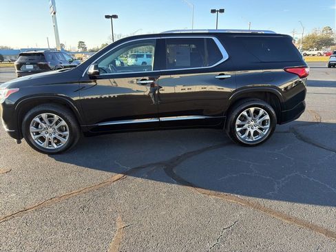 Used 2018 Chevrolet Traverse Premier w/ LPO, Floor Liner Package image 5