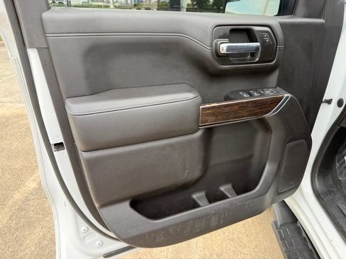 Used 2021 GMC Sierra 1500 SLE w/ X31 Off-Road Package AWD/4WD image 13