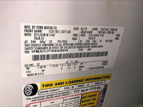 Used 2019 Ford Expedition XLT w/ Equipment Group 201A AWD/4WD image 39