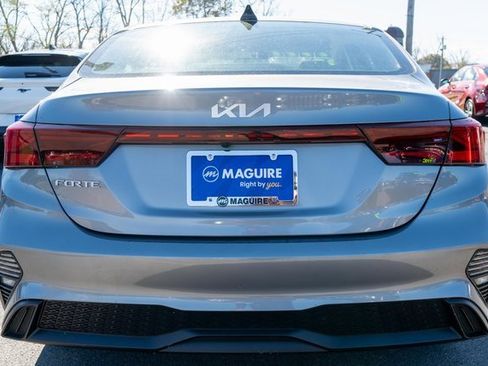 Used 2023 Kia Forte LXS image 7