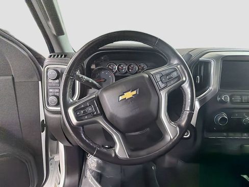 Used 2022 Chevrolet Silverado 2500 LT w/ Convenience Package AWD/4WD image 14