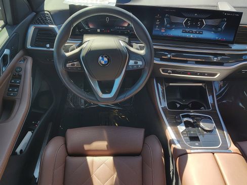 Used 2024 BMW X5 sDrive40i w/ Parking Assistance Package image 15