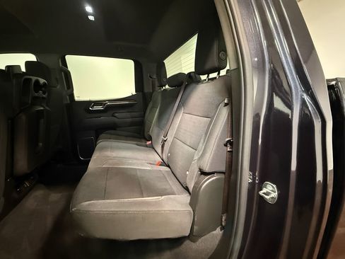 Used 2023 Chevrolet Silverado 1500 LT image 8