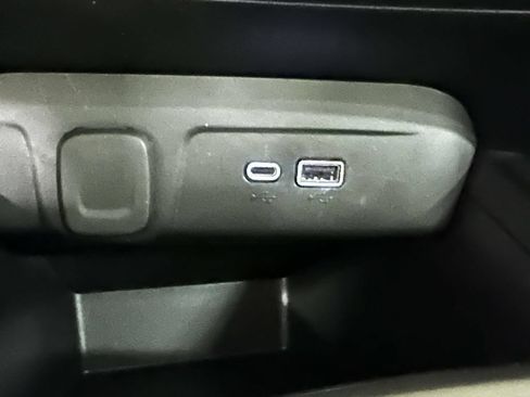 Used 2024 Chevrolet Trax LS w/ LS Convenience Package FWD image 21