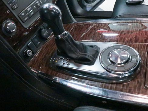 Used 2018 Nissan Armada Platinum w/ Captain Seat Package RWD image 26