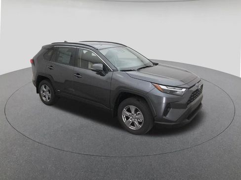 New 2025 Toyota RAV4 XLE image 13
