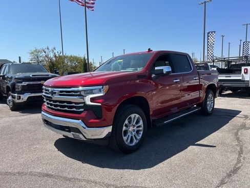 New 2026 Chevrolet Silverado 1500 LTZ w/ LTZ Premium Package AWD/4WD image 7