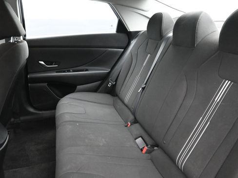 Used 2023 Hyundai Elantra SEL image 23