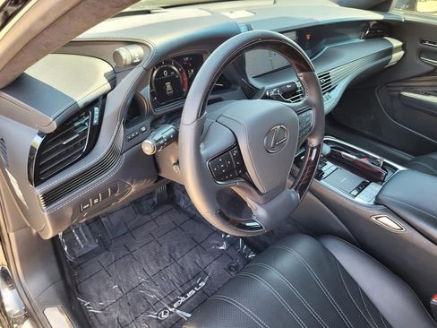 Used 2018 Lexus LS 500 Base w/ Luxury Package image 11