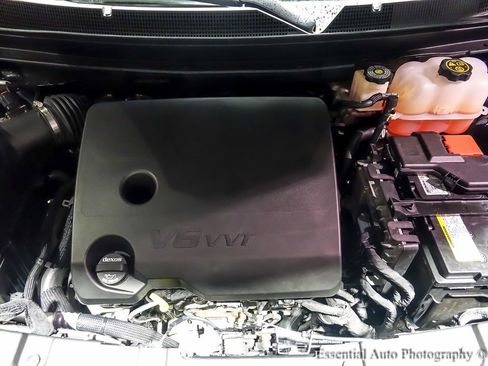 Certified 2023 Chevrolet Traverse RS image 40